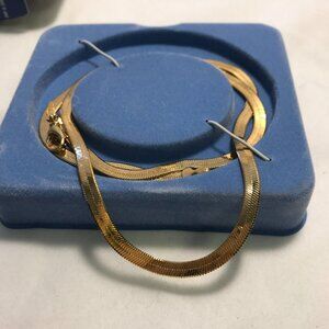 Avon Herringbone Chain Necklace‎ Goldtone Everyday Essentials